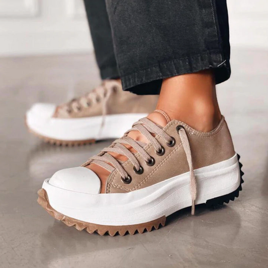 L'Ateribélle Serene Sneakers